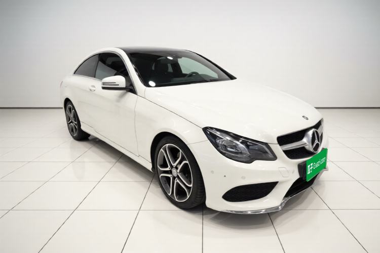 Used Mercedes-Benz E-Class 2014 E 200 Coupe Front Right 45 Deg