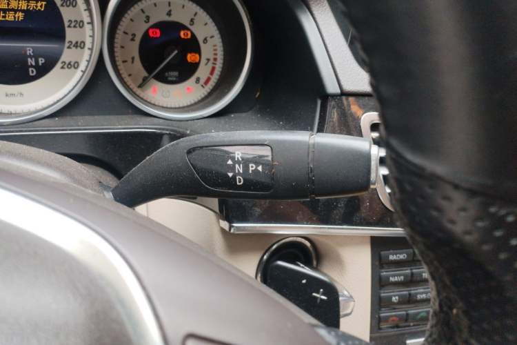 Used Mercedes-Benz E-Class 2014 Restyled E 260 L Sport Edition Gear Lever
