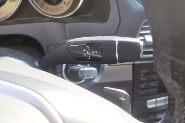 Used Mercedes-Benz E-Class 2014 E 200 Coupe Gear Lever