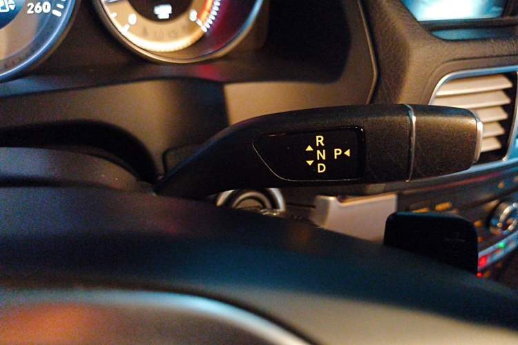 Used Mercedes-Benz E-Class 2014 E 200 Coupe Gear Lever