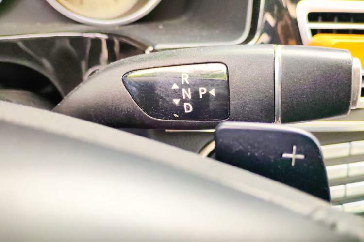 Used Mercedes-Benz E-Class 2014 E 260 L Sport Edition Gear Lever