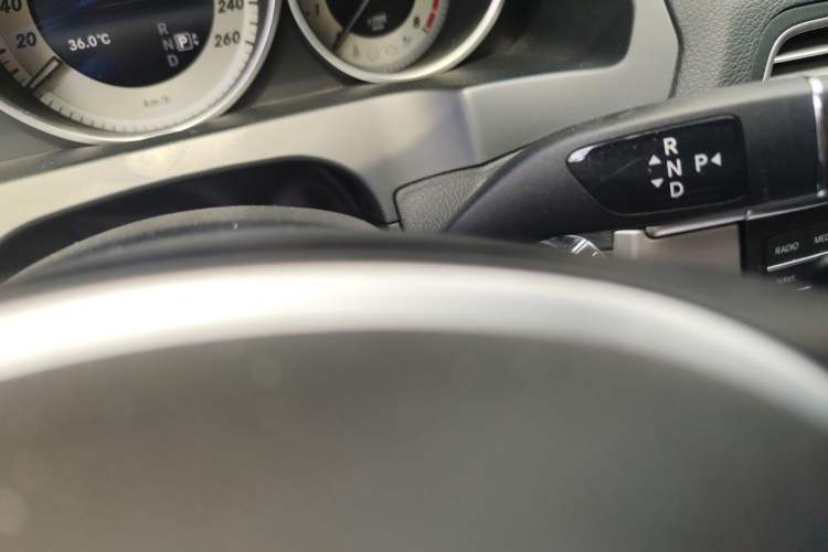 Used Mercedes-Benz E-Class 2014 E 200 Coupe Gear Lever