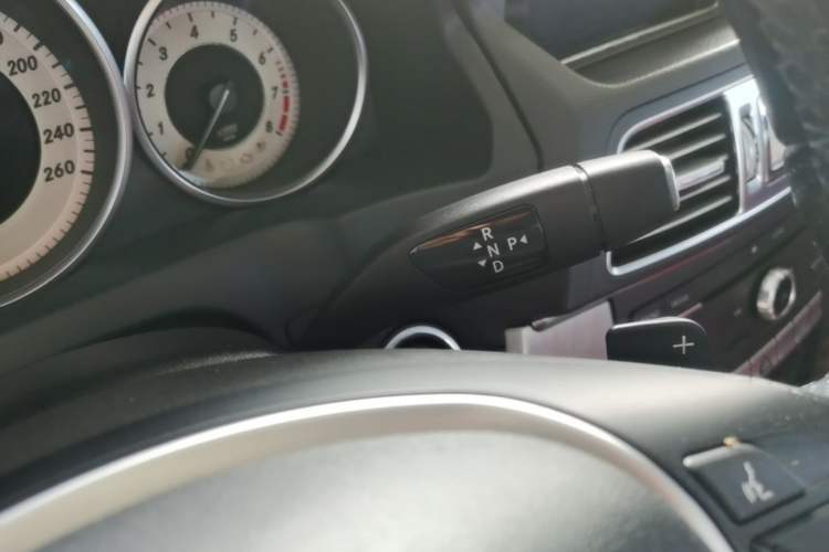 Used Mercedes-Benz E-Class 2014 E 260 Coupe Gear Lever
