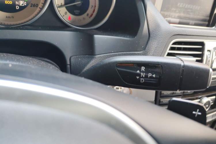 Used Mercedes-Benz E-Class 2014 E 260 Coupe Gear Lever