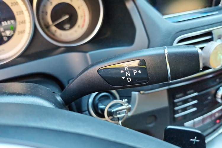 Used Mercedes-Benz E-Class 2014 E 200 Coupe Gear Lever