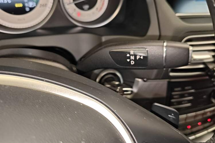 Used Mercedes-Benz E-Class 2014 E 200 Coupe Gear Lever