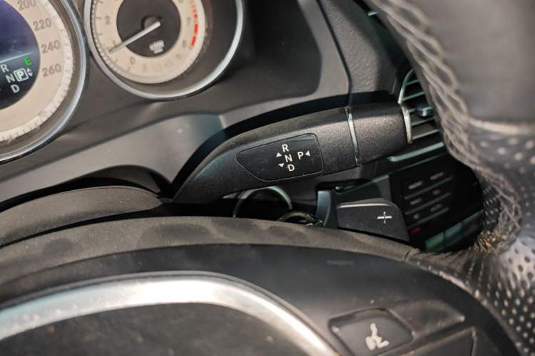 Used Mercedes-Benz E-Class 2014 E 260 Coupe Gear Lever