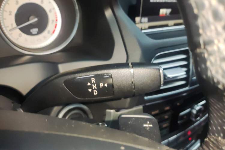 Used Mercedes-Benz E-Class 2014 E 260 Coupe Gear Lever