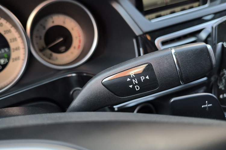Used Mercedes-Benz E-Class 2014 E 260 L Sport Edition Gear Lever