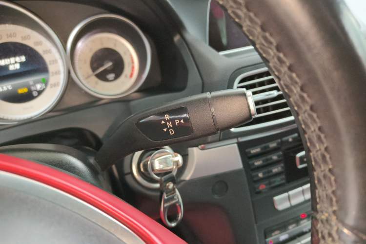 Used Mercedes-Benz E-Class 2014 E 200 Coupe Gear Lever