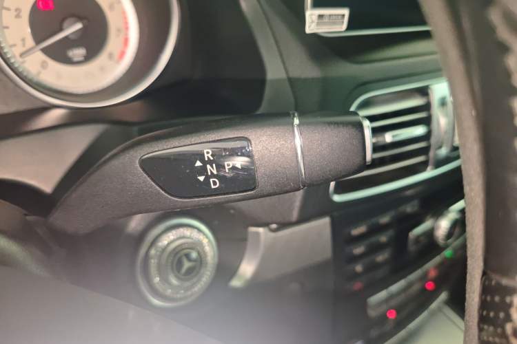 Used Mercedes-Benz E-Class 2014 E 200 Coupe Gear Lever