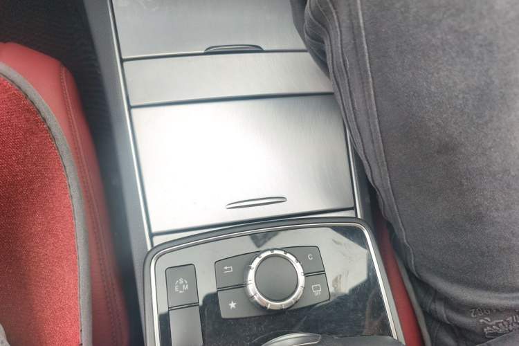 Used Mercedes-Benz E-Class 2014 E 200 Coupe Gear Lever
