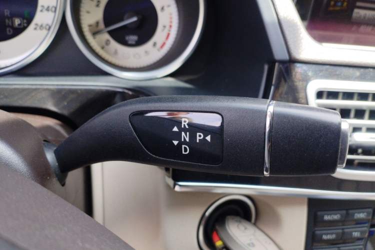 Used Mercedes-Benz E-Class 2014 Restyled E 300 L Sport Edition Gear Lever