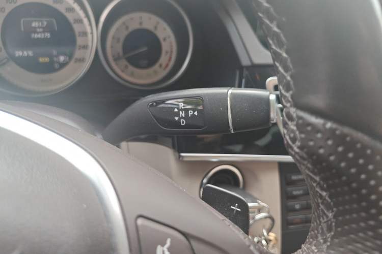 Used Mercedes-Benz E-Class 2014 E 260 L Sport Edition Gear Lever
