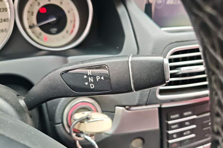 Used Mercedes-Benz E-Class 2014 E 200 Coupe Gear Lever