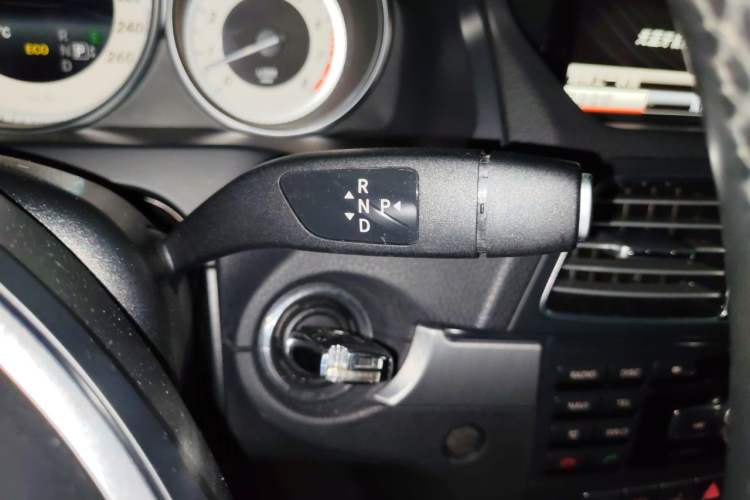 Used Mercedes-Benz E-Class 2014 E 320 Coupe Gear Lever