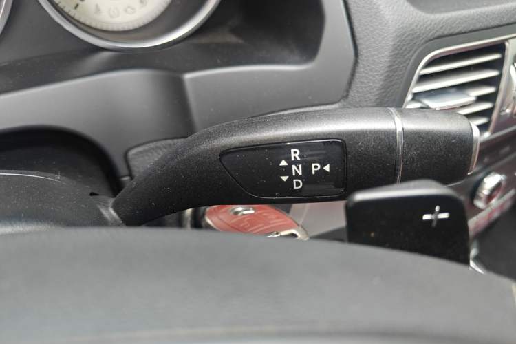 Used Mercedes-Benz E-Class 2014 E 200 Coupe Gear Lever