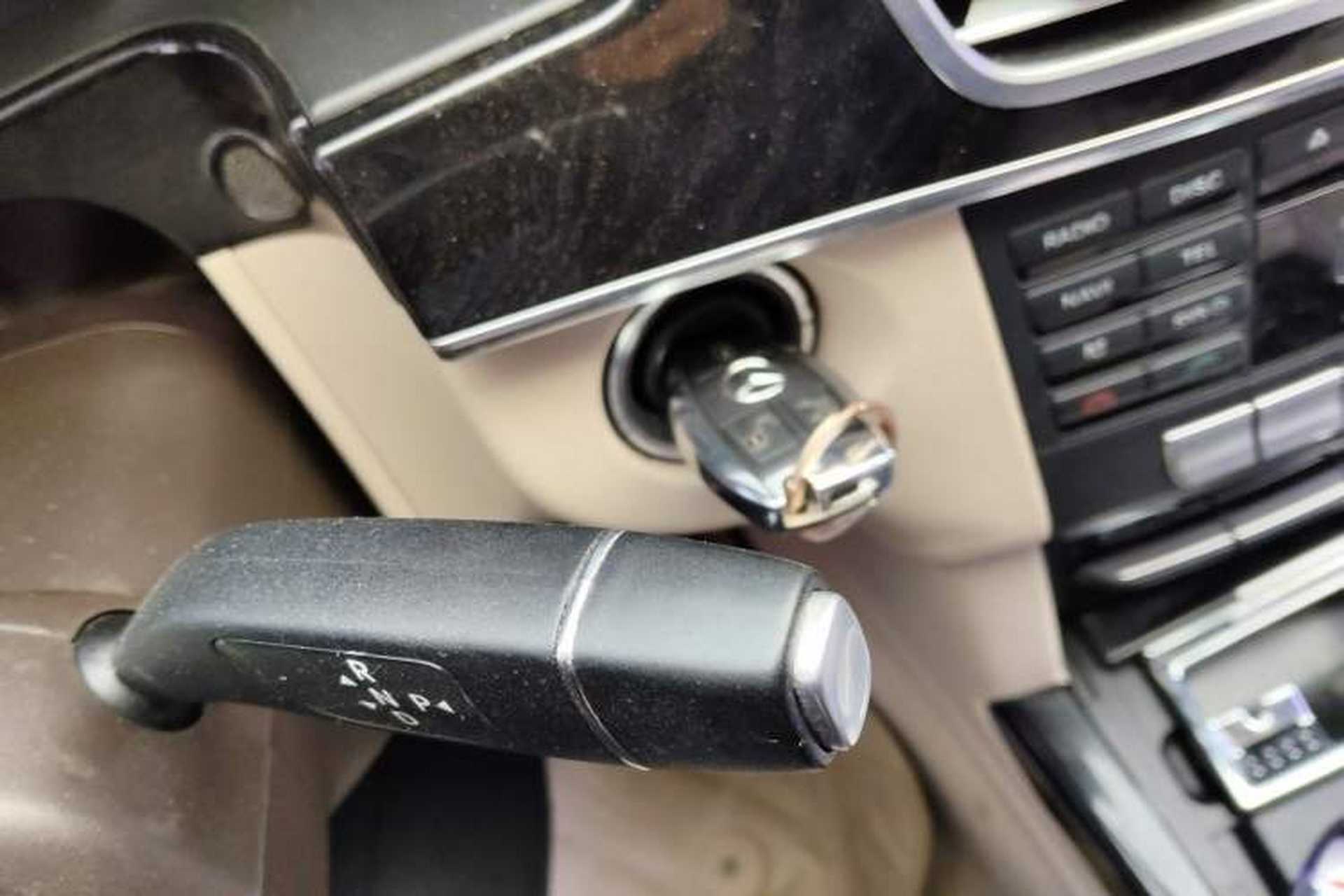 Used Mercedes-Benz E-Class 2014 E 260 L Sport Edition Gear Lever