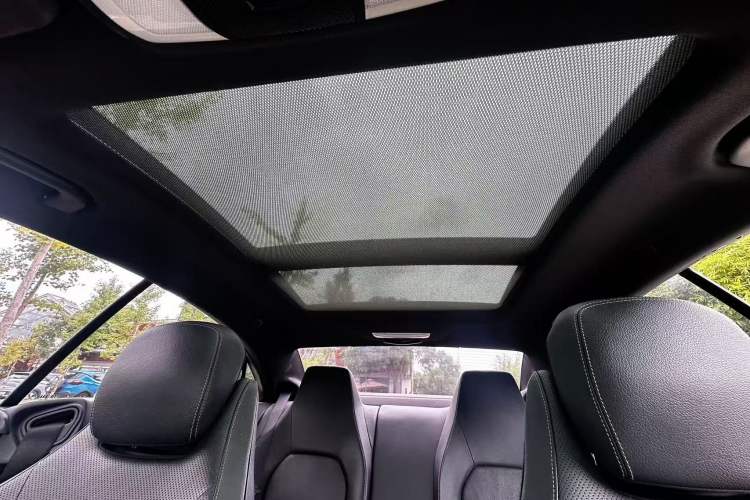 Used Mercedes-Benz E-Class 2014 E 260 Coupe Headliner