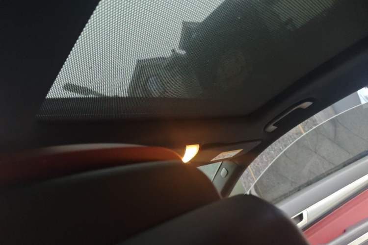 Used Mercedes-Benz E-Class 2014 E 200 Coupe Headliner