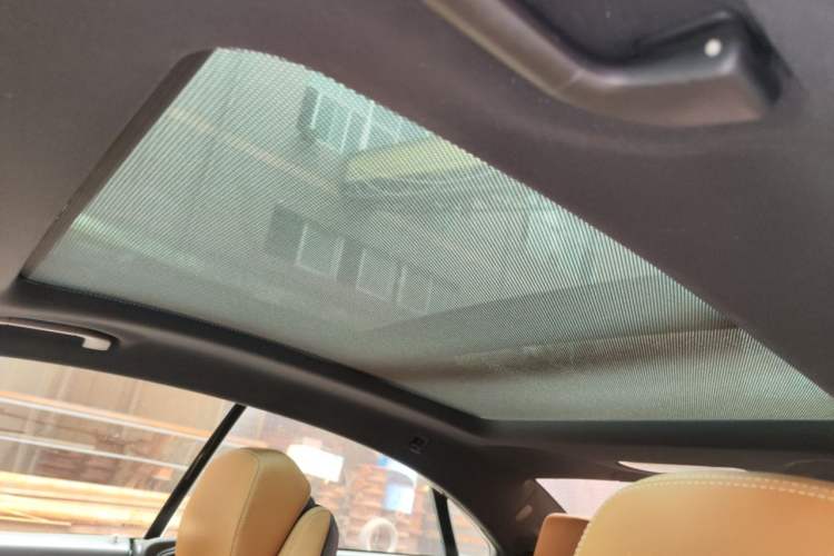 Used Mercedes-Benz E-Class 2014 E 200 Coupe Headliner
