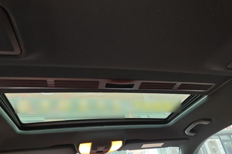 Used Mercedes-Benz E-Class 2014 Restyled E 260 L Sport Edition Headliner