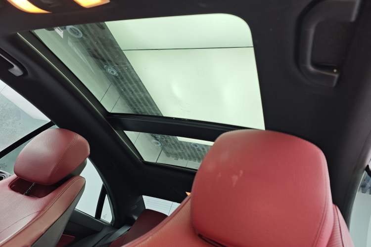 Used Mercedes-Benz E-Class 2014 E 200 Coupe Headliner