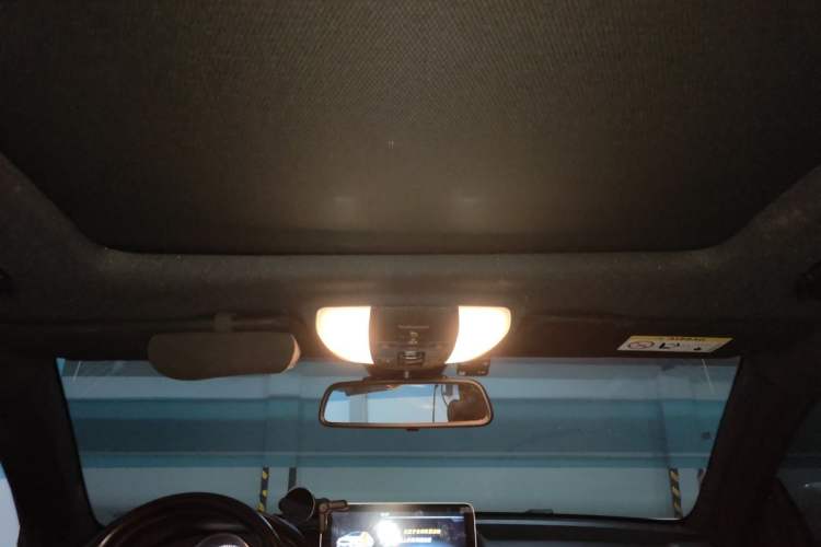 Used Mercedes-Benz E-Class 2014 E 200 Coupe Headliner