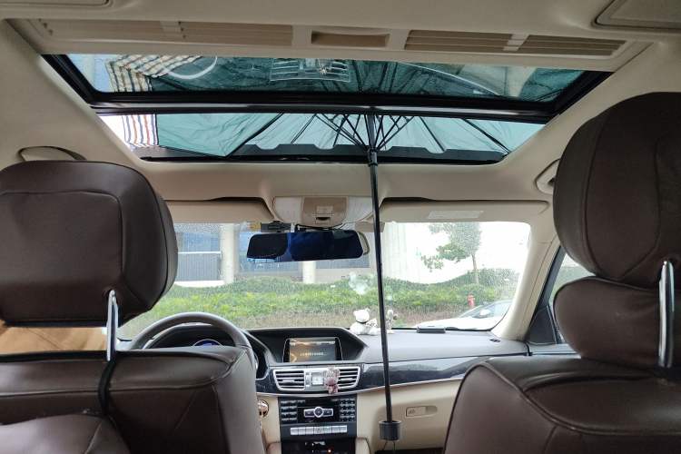 Used Mercedes-Benz E-Class 2014 Restyled E 260 L Sport Edition Headliner