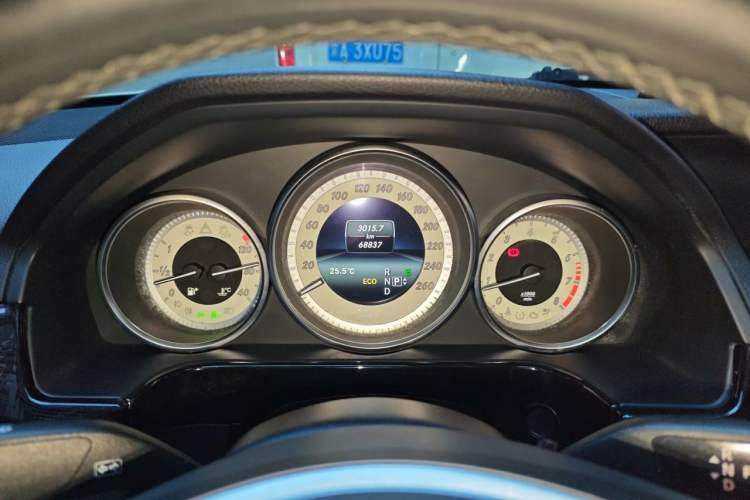 Used Mercedes-Benz E-Class 2014 E 260 L Sport Edition Instrument Cluster
