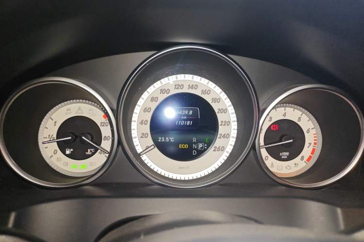 Used Mercedes-Benz E-Class 2014 E 200 Coupe Instrument Cluster