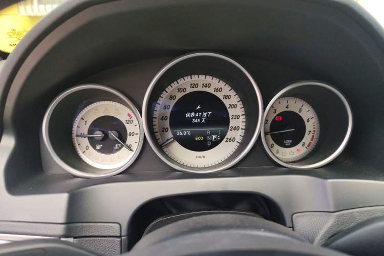 Used Mercedes-Benz E-Class 2014 E 200 Coupe Instrument Cluster