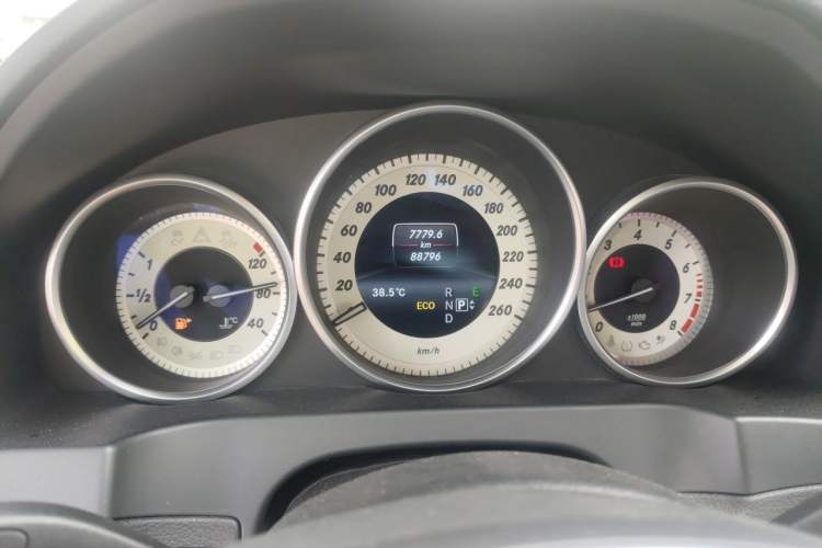 Used Mercedes-Benz E-Class 2014 E 260 Coupe Instrument Cluster