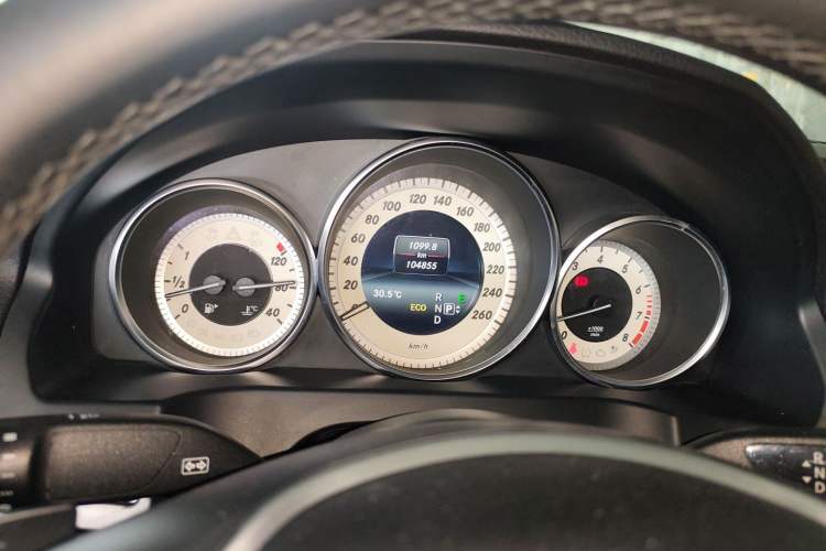 Used Mercedes-Benz E-Class 2014 E 260 Coupe Instrument Cluster