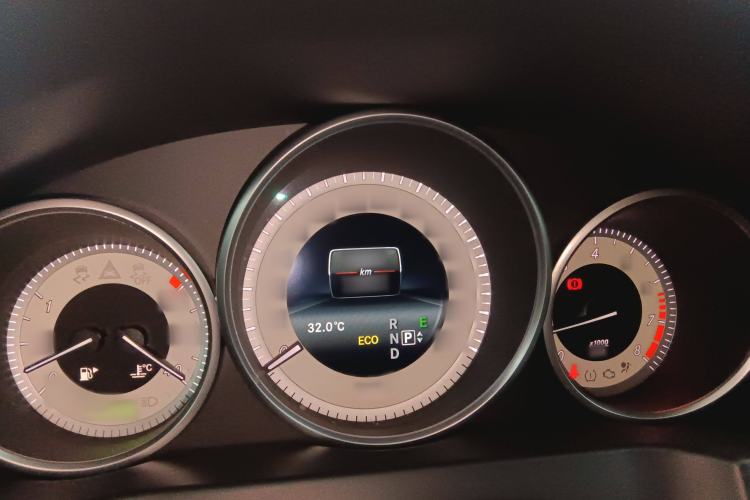 Used Mercedes-Benz E-Class 2014 E 200 Coupe Instrument Cluster