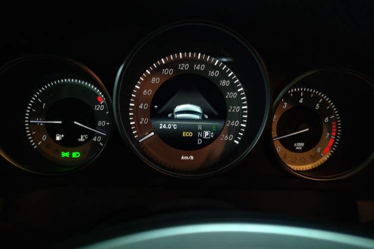 Used Mercedes-Benz E-Class 2014 E 200 Coupe Instrument Cluster