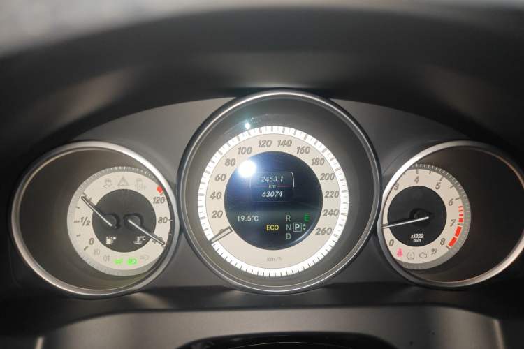 Used Mercedes-Benz E-Class 2014 E 200 Coupe Instrument Cluster