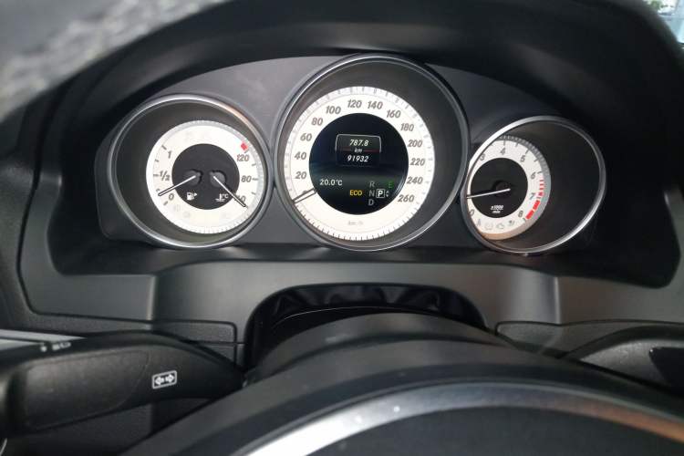 Used Mercedes-Benz E-Class 2014 E 200 Coupe Instrument Cluster