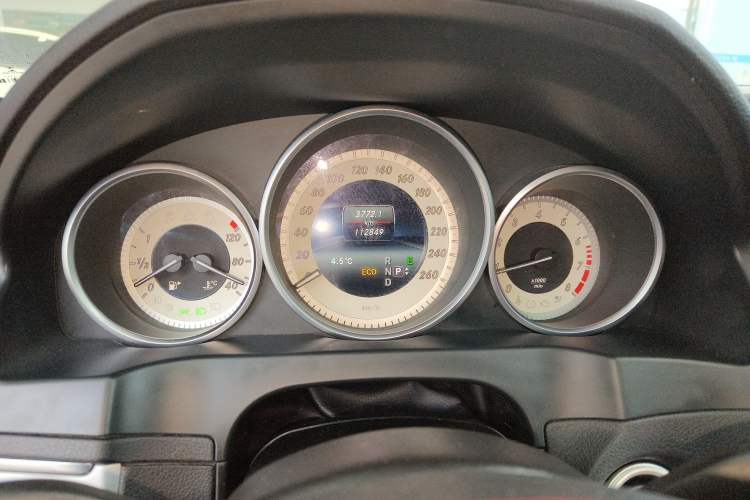Used Mercedes-Benz E-Class 2014 E 200 Coupe Instrument Cluster