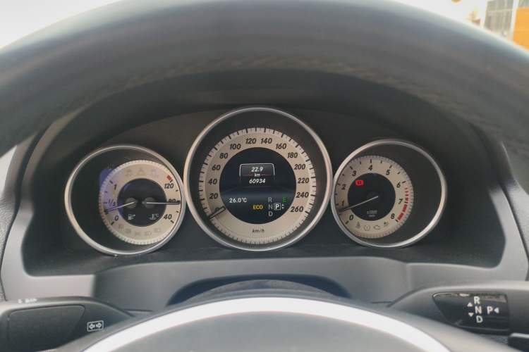 Used Mercedes-Benz E-Class 2014 E 200 Coupe Instrument Cluster