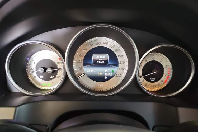 Used Mercedes-Benz E-Class 2014 E 260 Coupe Instrument Cluster