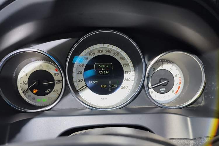 Used Mercedes-Benz E-Class 2014 E 200 Coupe Instrument Cluster