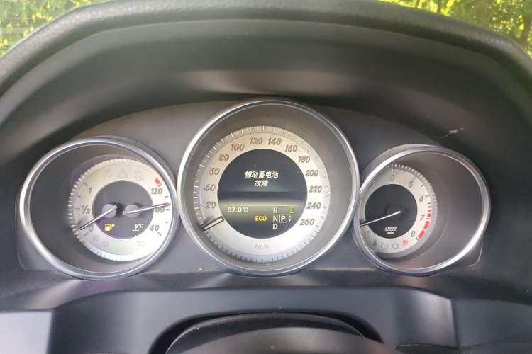 Used Mercedes-Benz E-Class 2014 E 200 Coupe Instrument Cluster