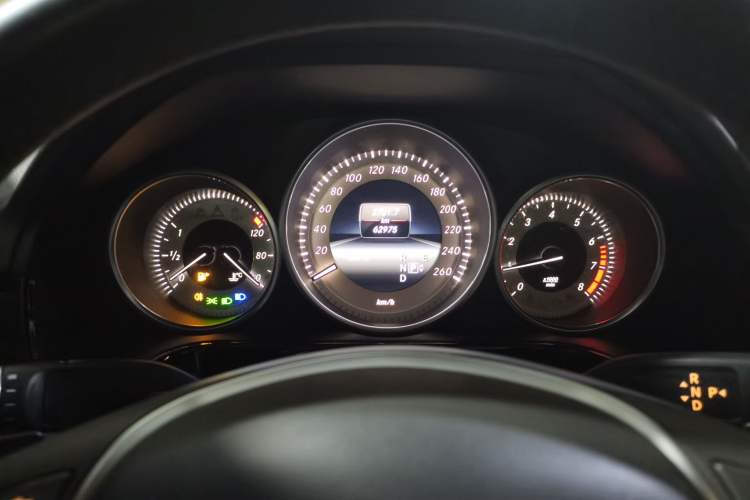 Used Mercedes-Benz E-Class 2014 E 260 L Sport Edition Instrument Cluster