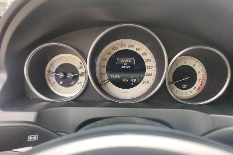 Used Mercedes-Benz E-Class 2014 E 200 Coupe Instrument Cluster
