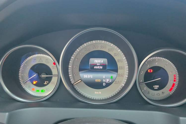 Used Mercedes-Benz E-Class 2014 E 200 Coupe Instrument Cluster