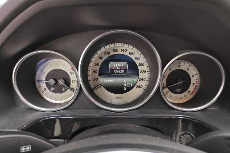Used Mercedes-Benz E-Class 2014 Restyled E 300 L Sport Luxury Edition Instrument Cluster
