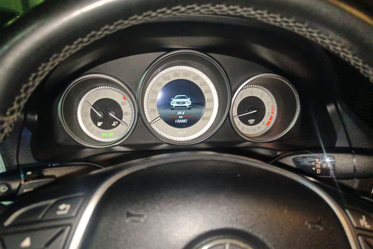 Used Mercedes-Benz E-Class 2014 E 200 Coupe Instrument Cluster
