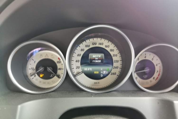 Used Mercedes-Benz E-Class 2014 E 200 Coupe Instrument Cluster