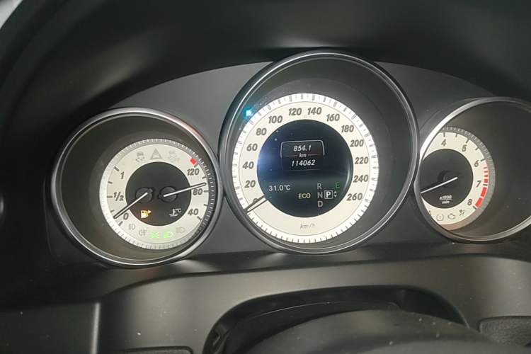 Used Mercedes-Benz E-Class 2014 E 200 Coupe Instrument Cluster